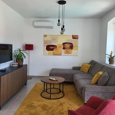 Casa Solis Losinj بيت للعطل مالي لوشينغْ